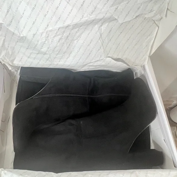 Aldo Sleek Black Over-the-Knee Boots - Picture 6 of 15